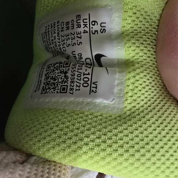 Nike Air Max 90 Easter - Picture 6 of 6